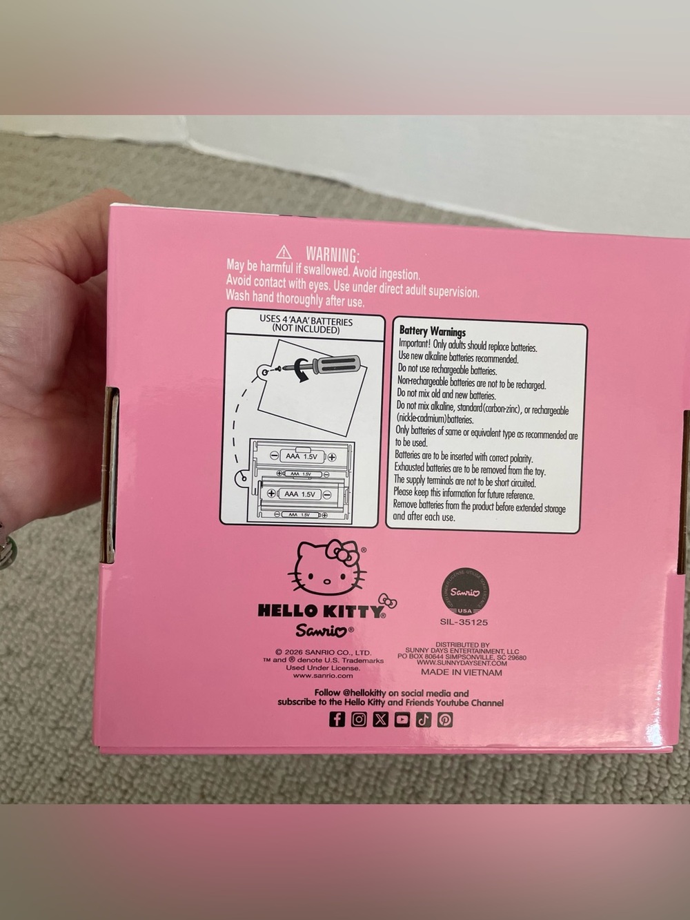 New hello kitty bubble blower - Picture 3 of 4